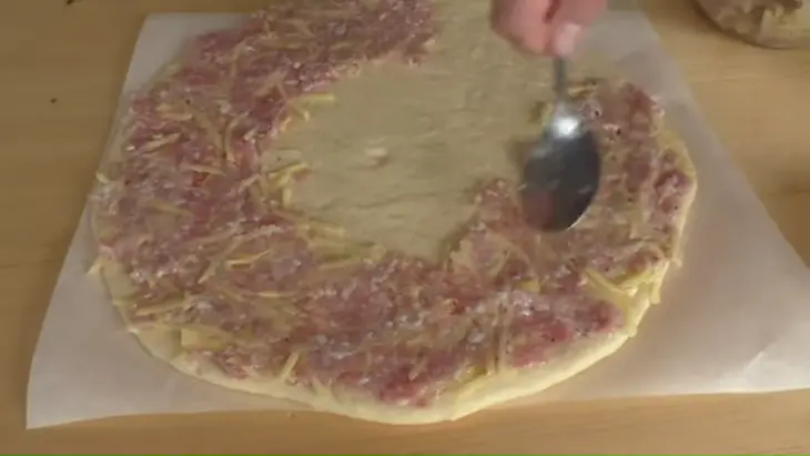 Пирог с картошкой и фаршем: шаг 4