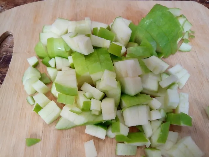 Королевская ватрушка с яблоками: шаг 1