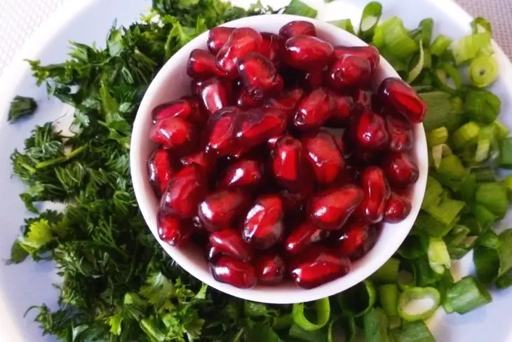 Имеретинский салат из курицы: шаг 4