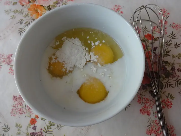 Бургер с омлетом и курицей#америка: шаг 1