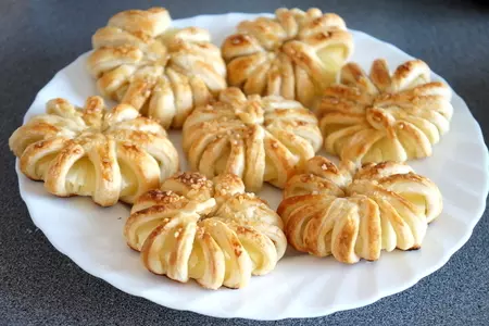 Пирожки с ананасами #россия: шаг 1