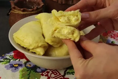 Вареники с творогом на пару: шаг 14