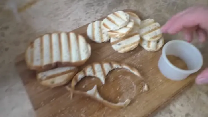 Рецепт закуски из консервы: шаг 5