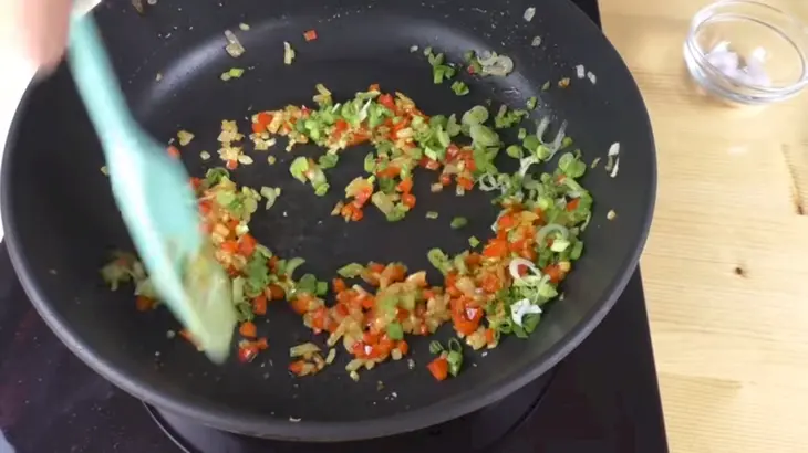 Президентская котлета / невероятно вкусная, сочная и очень большая котлета: шаг 2