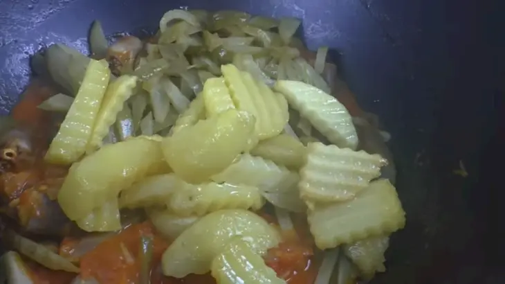 Куриные сердечки с картошкой: шаг 4