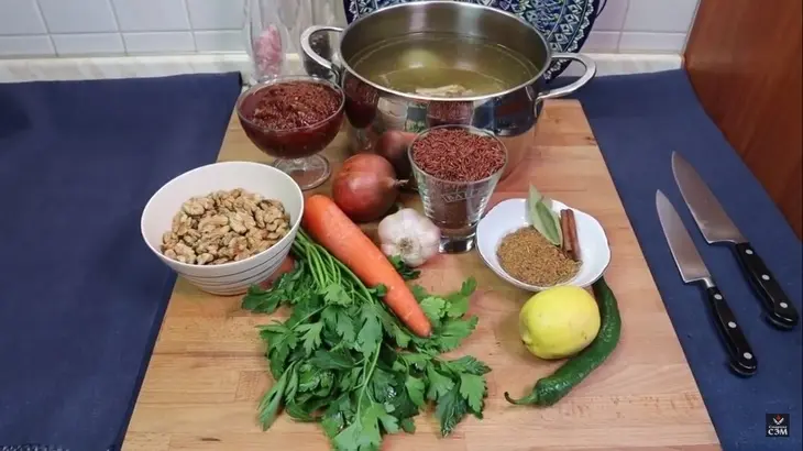 Суп харчо с грецкими орехами: шаг 1