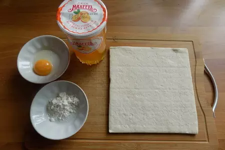 Слойки-пирожки с джемом #махеевъ_чудеса_за_полчаса: шаг 1
