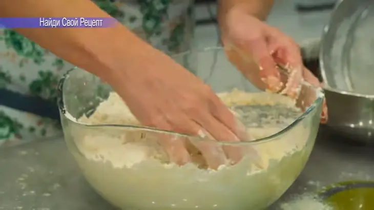 Пирожки из бездрожжевого теста с мясной начинкой: шаг 3