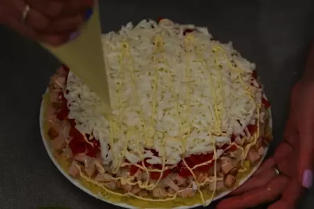Праздничный салат с курицей: шаг 7