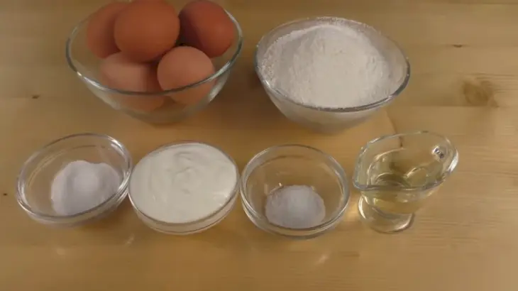 Закуска на праздничный стол - рулет с курицей: шаг 1