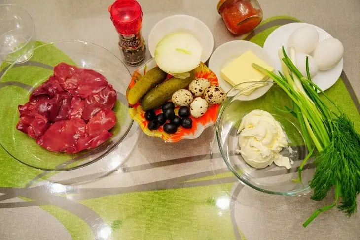 Пикантные закуски на праздничный стол: шаг 1
