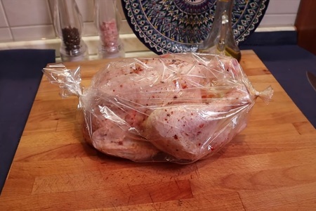 Новогодняя курица в духовке с двумя гарнирами: шаг 3