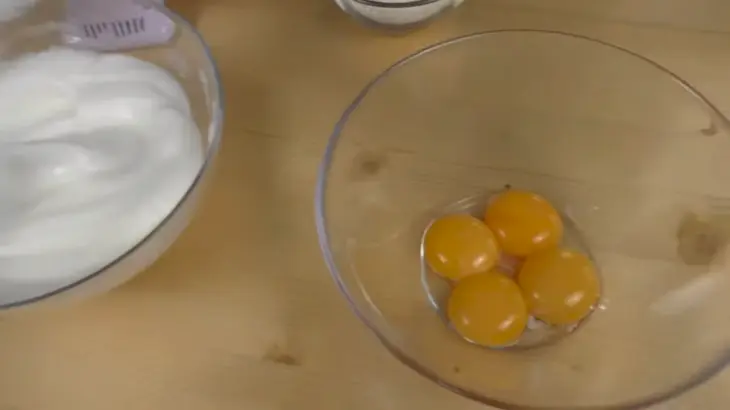 Закусочный торт с красной рыбой: шаг 2