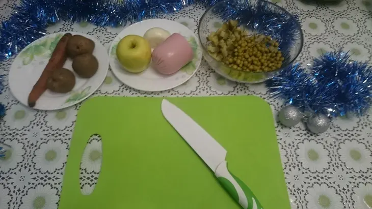 Салат оливье с секретным ингридиентом #махеевъ_чудеса_за_полчаса: шаг 2