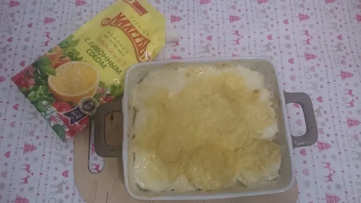 Запеченая картошечка под майонезом и сыром #махеевъ_чудеса_за_полчаса: шаг 5