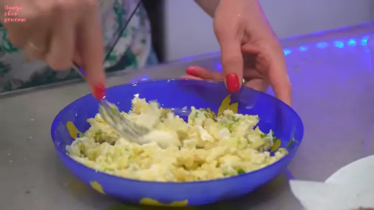 Праздничная закуска с рыбой и икрой: шаг 7