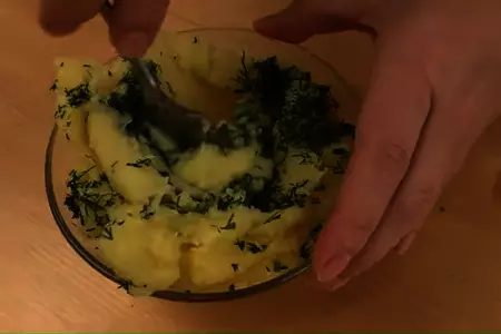 Куриные мешочки с начинкой: шаг 3