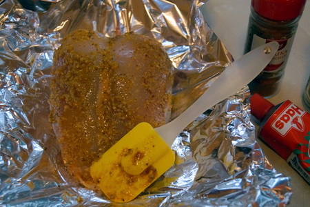 Запечённая куриная грудка к праздничному столу.: шаг 2