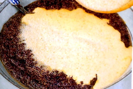 Праздничный маковый торт с марципаном и яблоками: шаг 2