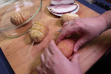 Шашлык из свинины с картофелем в духовке: шаг 1