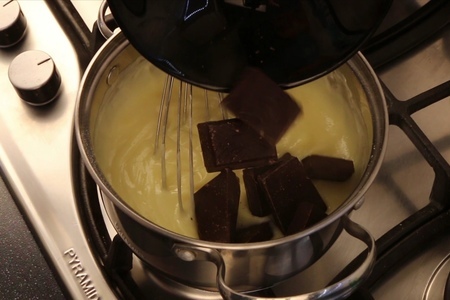 Шоколадный заварной крем: шаг 5