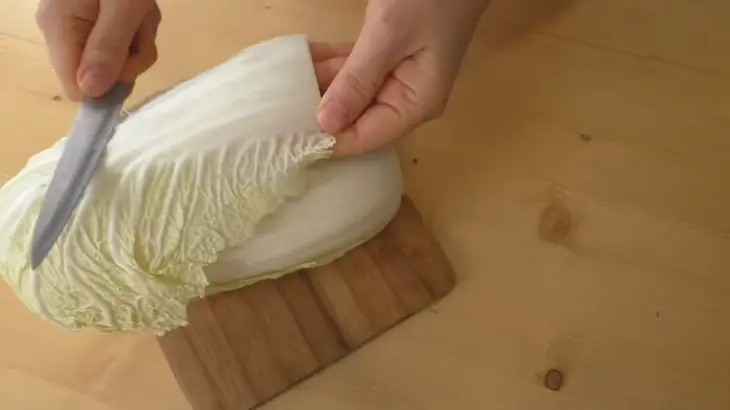Капустные рулетики с мясом в духовке: шаг 4