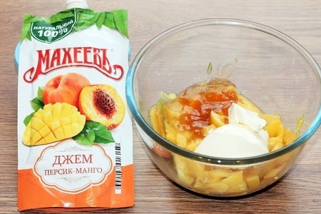 Творожный кекс с манговым кремом и сыром. "махеевъ",  23 февраля: шаг 8