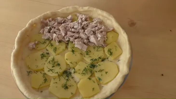 Пирог с картошкой, мясом и заварным кремом: шаг 5