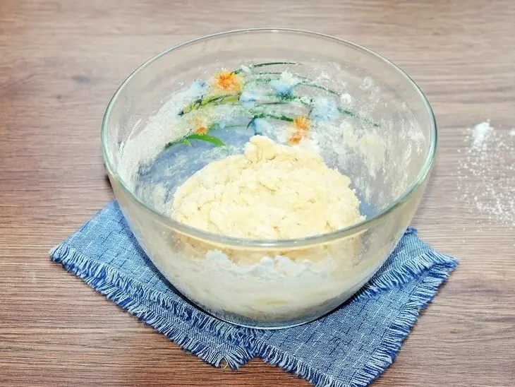 Творожные пирожки с фруктовой начинкой. “махеевъ”, 8 марта: шаг 3