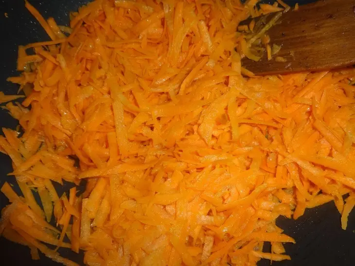 Пирог из картофельного теста с курицей и овощами: шаг 5