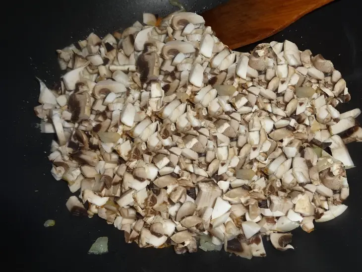 Пирог из картофельного теста с курицей и овощами: шаг 8