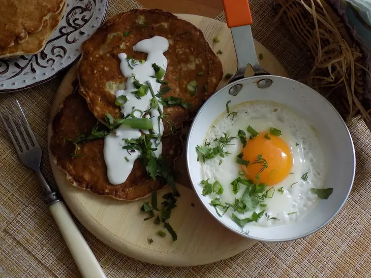 Блины из цельнозерновой муки с овсянкой и брокколи: шаг 12