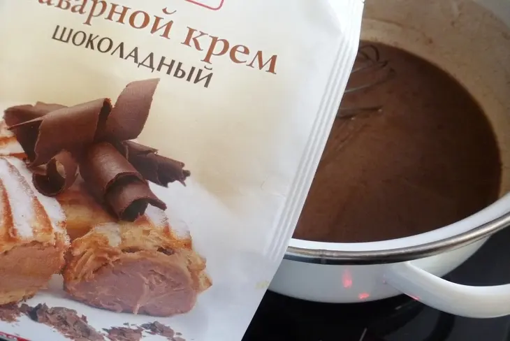 Дрожжевые блинчики с заварным кремом: шаг 5