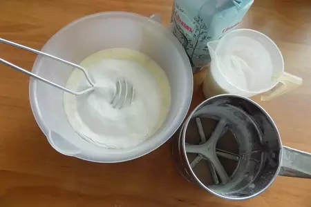Блины из рисовой муки: шаг 2