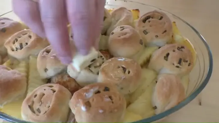 Картошка с мясом и тестом в духовке: шаг 7