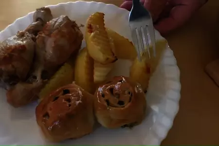 Картошка с мясом и тестом в духовке: шаг 8