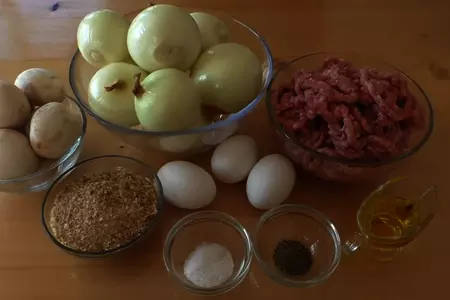 Рецепт сочных котлет: шаг 1