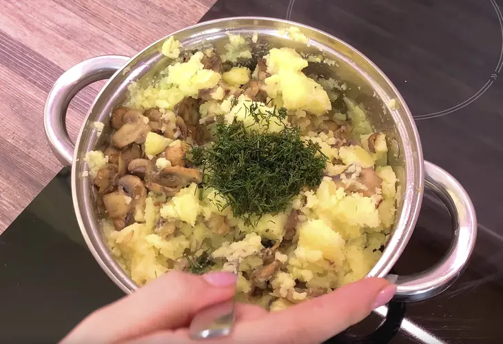 Лаваш с картошкой и грибами, постный рецепт на каждый день: шаг 4