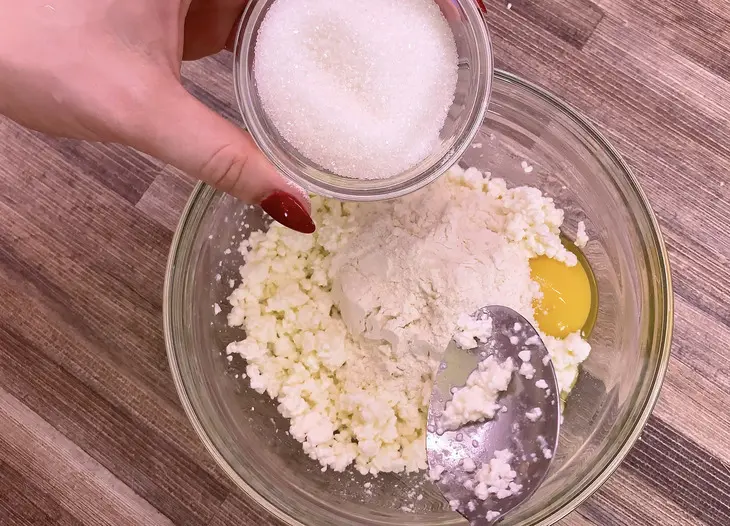 Галета с яблоками и творогом. открытый яблочный пирог: шаг 5