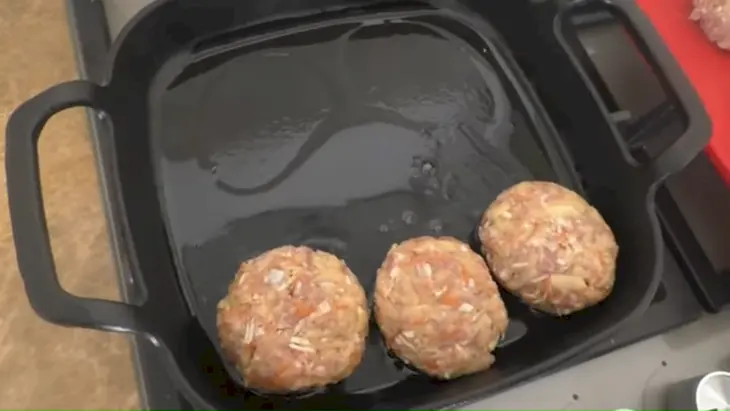 Домашние котлеты почти без мяса: шаг 5