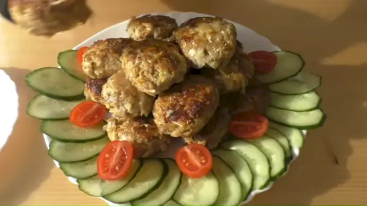 Домашние котлеты почти без мяса: шаг 6
