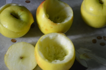 Печеные яблоки с творогом и джемом махеевъ, 8 марта: шаг 1