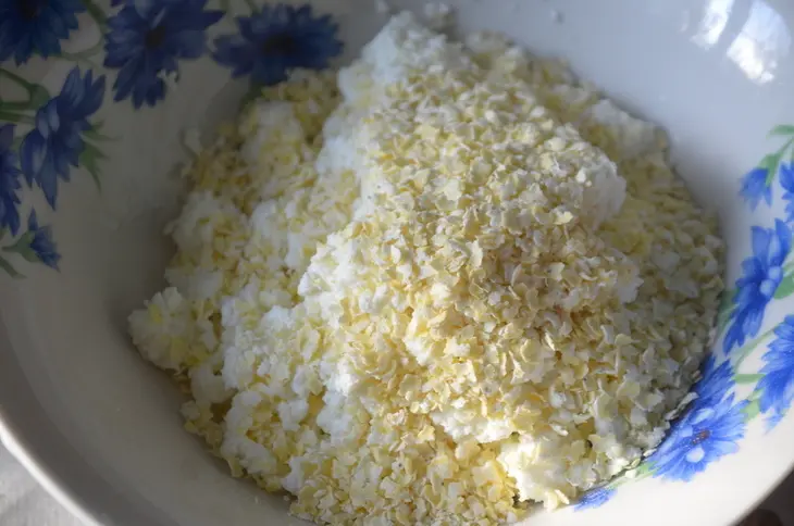 Печеные яблоки с творогом и джемом махеевъ, 8 марта: шаг 2