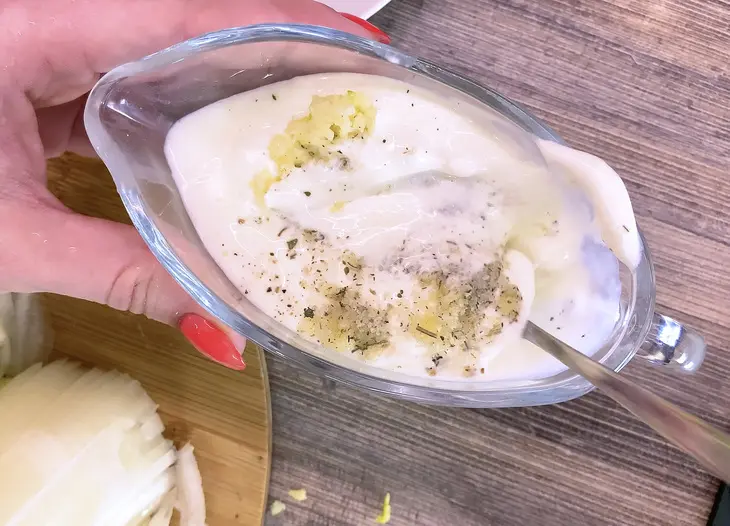 Вкусный минтай в духовке с картошкой: шаг 3