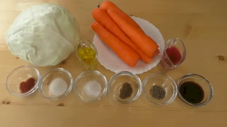 Закуска из капусты и моркови: шаг 1