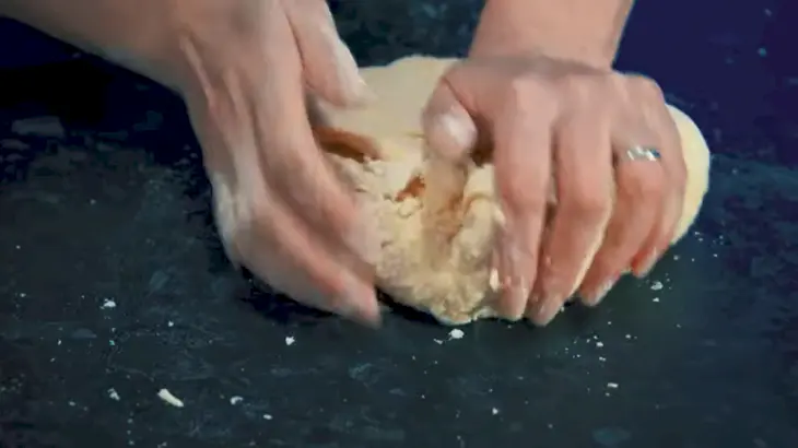Мясные чебуреки на скорую руку: шаг 2