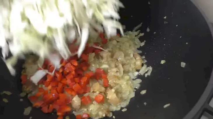 Макароны с капустой: шаг 3