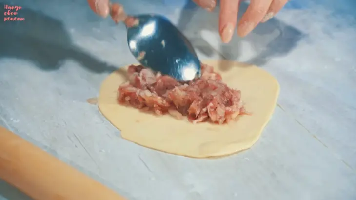 Самса с мясным фаршем, очень сочная: шаг 7