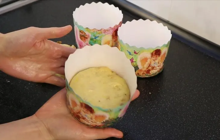 Пасхальный кулич на сливках: шаг 12