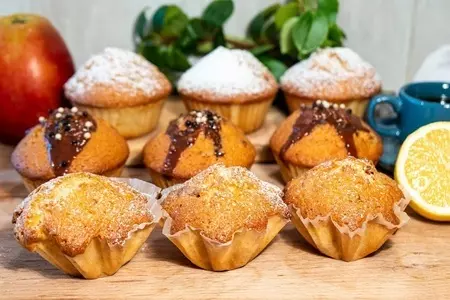 Домашние кексы с орехом и изюмом: шаг 9